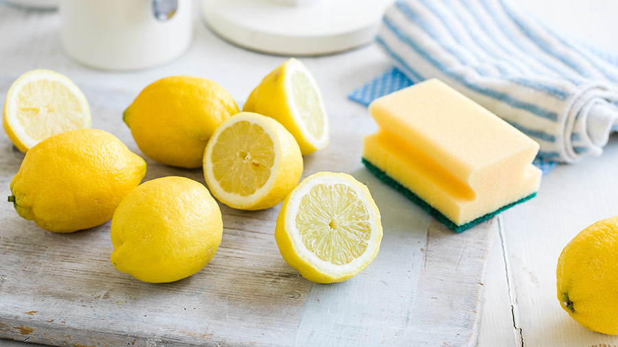 Cleaning With A Lemon (28 Tips)